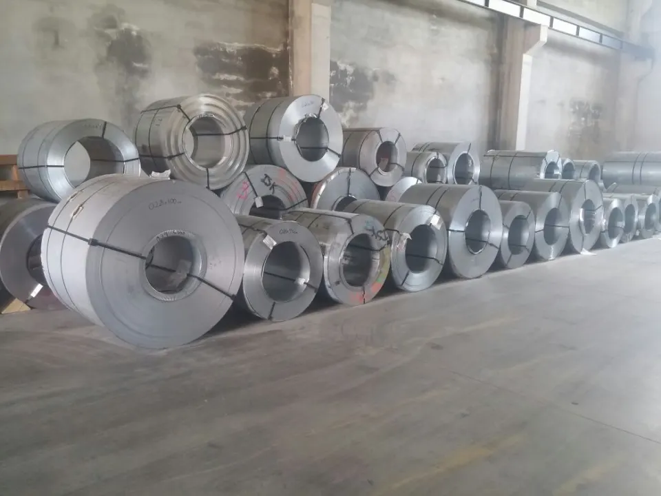 Galvaniz rulo stoğu